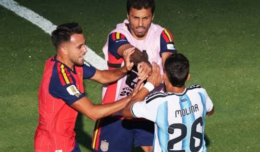 FIFA Spain brawal Argentina FIFA Spain brawal Argentina