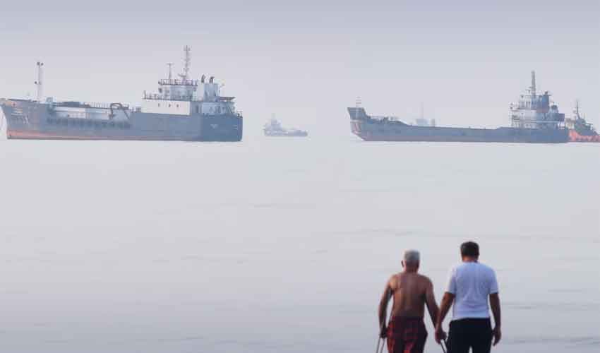 Photo: File Photo: File