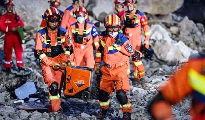 Five killed in soil collapse in China Five killed in soil collapse in China
