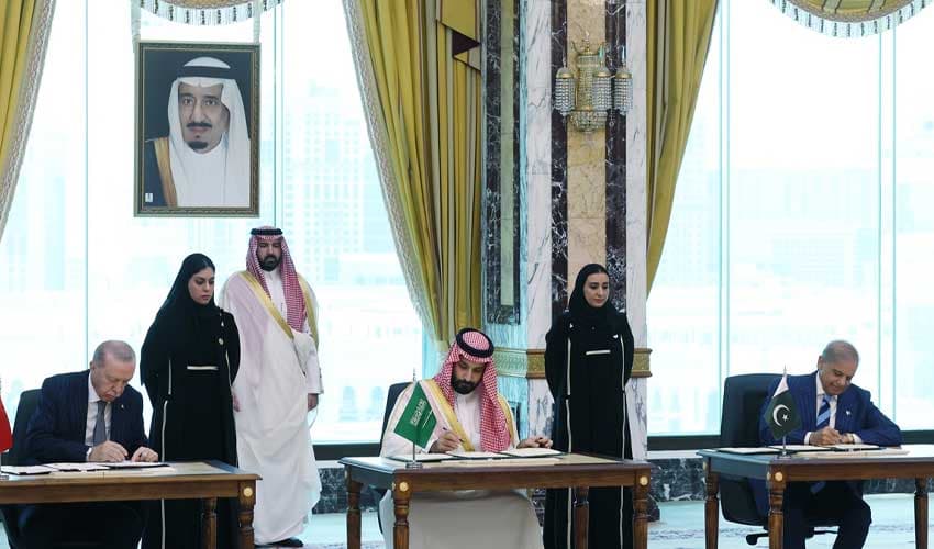 Pakistan, Saudi Arabia and Türkiye sign joint defence pact (Courtesy: File) Pakistan, Saudi Arabia and Türkiye sign joint defence pact (Courtesy: File)