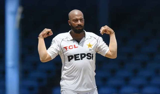 Pakistan seize control of second Test as Sajid Khan shines Pakistan seize control of second Test as Sajid Khan shines