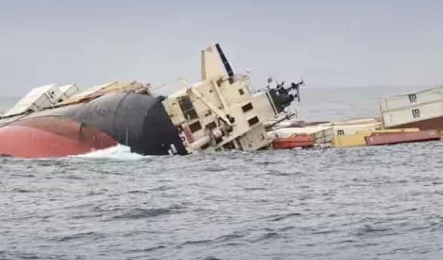 Indian vessel sinks after attack near Yemen; all crew rescued Indian vessel sinks after attack near Yemen; all crew rescued