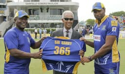 West Indies cricket legend Sir Garfield Sobers dies at 89 West Indies cricket legend Sir Garfield Sobers dies at 89