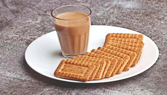 Tea with biscuits Tea with biscuits