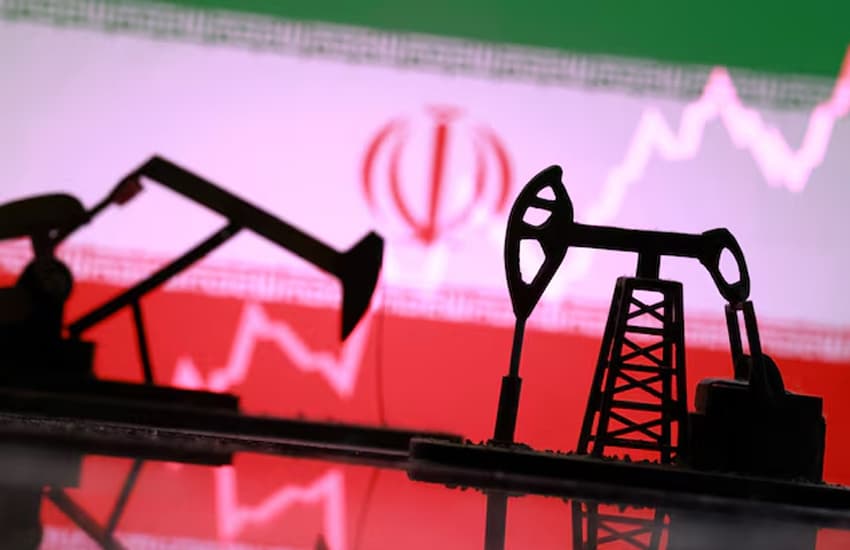 US reimposes sanctions on Iranian oil US reimposes sanctions on Iranian oil