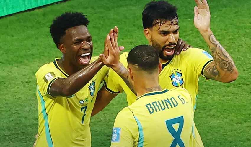 Brazil skids past Scotland into knockouts Brazil skids past Scotland into knockouts