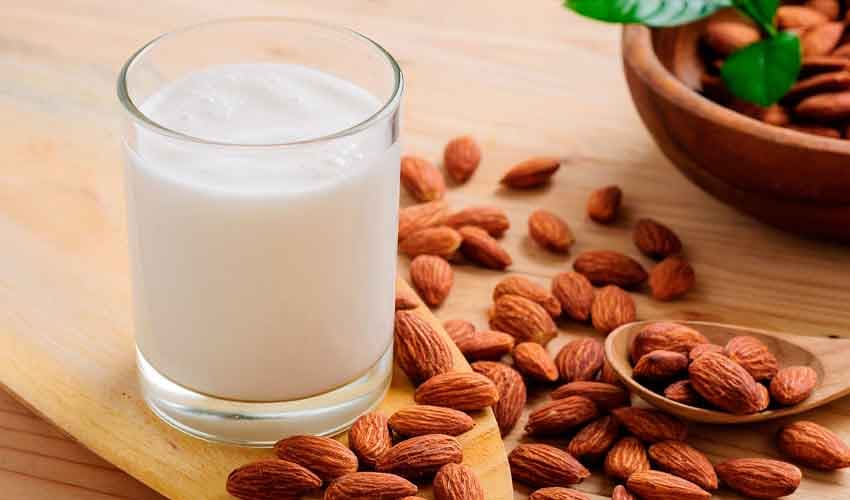 Almond milk offers multiple nutritional benefits (Courtesy: Online) Almond milk offers multiple nutritional benefits (Courtesy: Online)