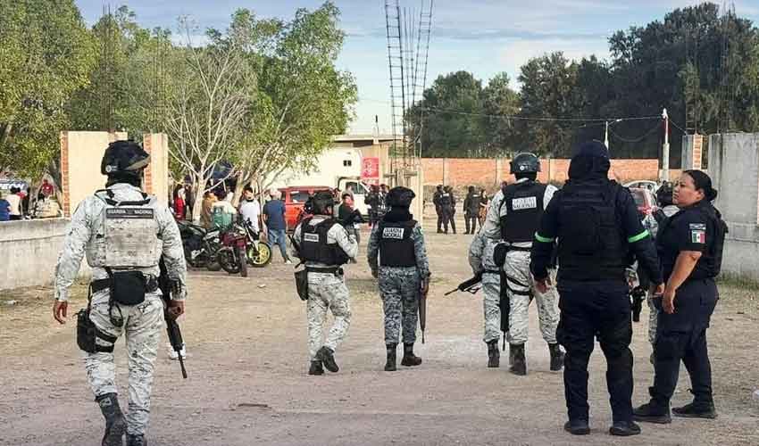 Armed attackers kill 11 in Mexico Armed attackers kill 11 in Mexico