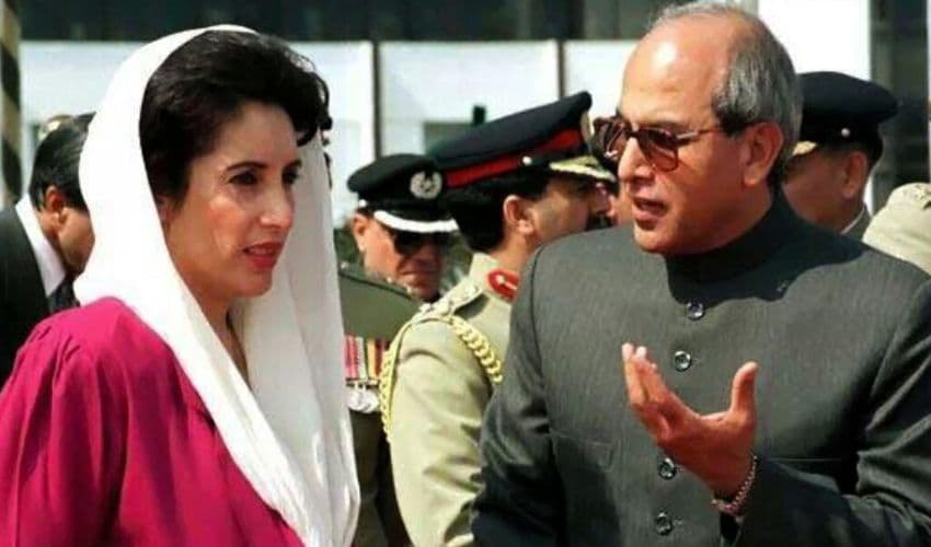 Benazir Bhutto and President Leghari Benazir Bhutto and President Leghari