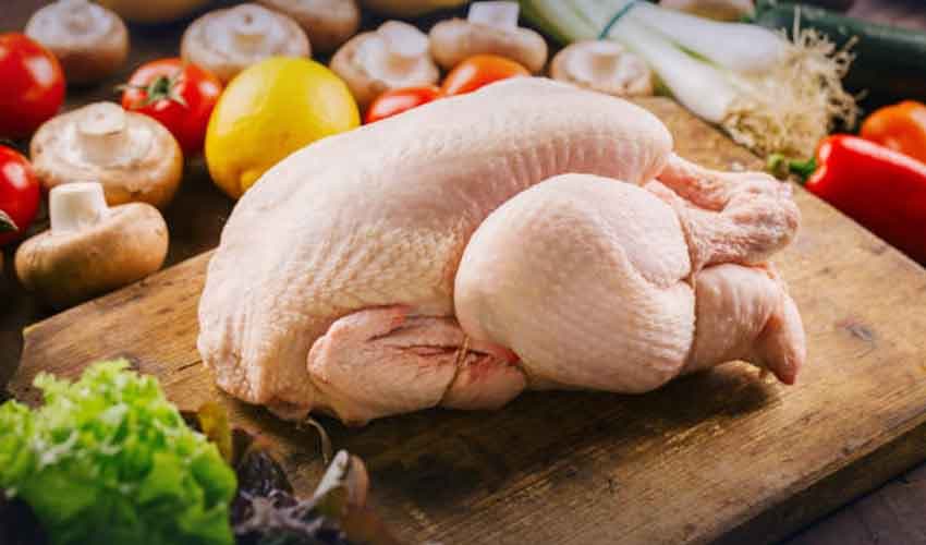 Chicken prices witness massive increase in Peshawar (Courtesy: File) Chicken prices witness massive increase in Peshawar (Courtesy: File)