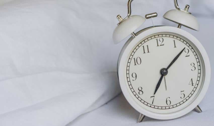 Going to bed early enhances overall health (Courtesy: File) Going to bed early enhances overall health (Courtesy: File)
