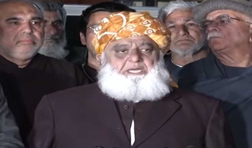 Fazl demands immediate resignation of govt, calls for fresh elections (Courtesy: Screengrab) Fazl demands immediate resignation of govt, calls for fresh elections (Courtesy: Screengrab)