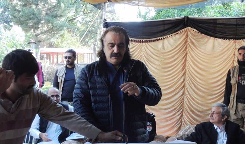 'Anyone disrupting peace will face same treatment as terrorists,' says CM Gandapur (Courtesy: Online) 'Anyone disrupting peace will face same treatment as terrorists,' says CM Gandapur (Courtesy: Online)