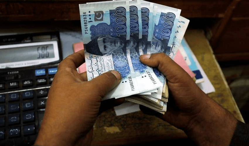 Centre proposes 10% monthly wage increase (Courtesy: File) Centre proposes 10% monthly wage increase (Courtesy: File)