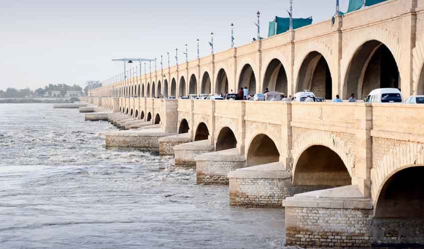 Photo: file Photo: file