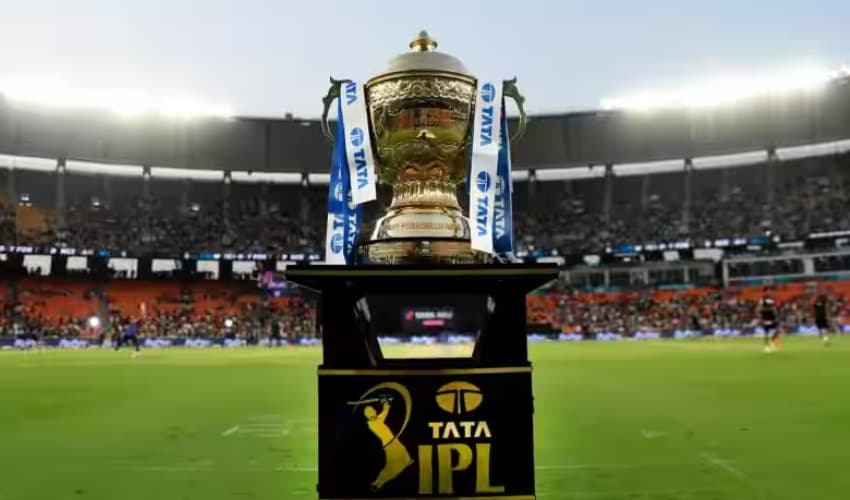 IPL 2023 Trophy. Photo: Indian media IPL 2023 Trophy. Photo: Indian media