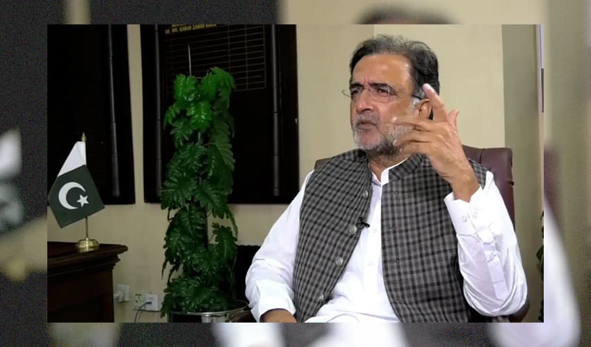 Qamar Zaman Kaira says PPP backs govt on flood crisis despite no ministries. Qamar Zaman Kaira says PPP backs govt on flood crisis despite no ministries.