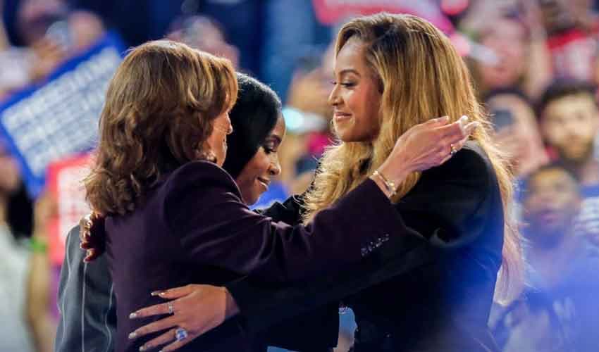 Kamala Harris, Beyonce, Kelly Rowland Kamala Harris, Beyonce, Kelly Rowland
