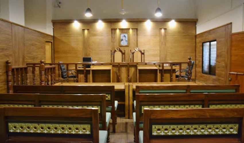 karachi-court-judge-threat karachi-court-judge-threat