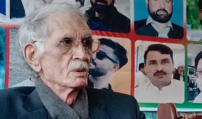 PTI founder was unaware of country's situation: Pervez Khattak – @official_ptip PTI founder was unaware of country's situation: Pervez Khattak – @official_ptip