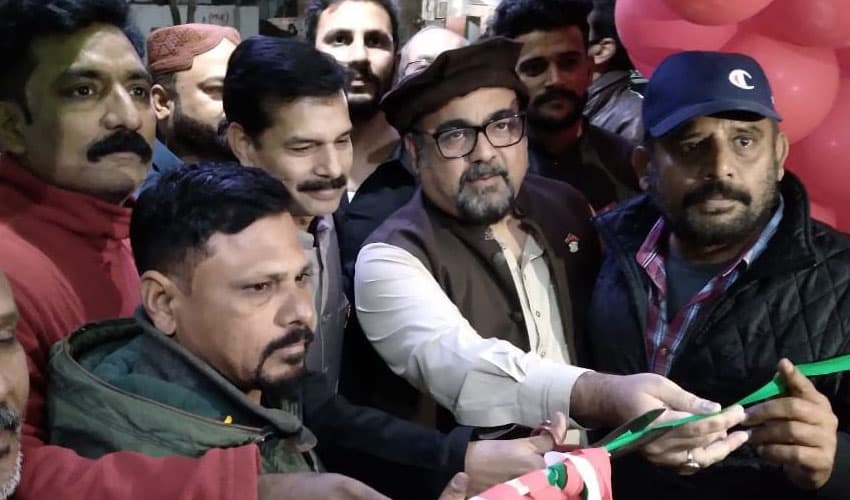 MQM-P leader Khawaja Izhar fires a broadside at PPP – @IzharulHassan MQM-P leader Khawaja Izhar fires a broadside at PPP – @IzharulHassan