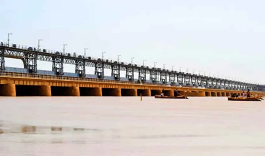 51 dead in Punjab floods as Panjnad, Sutlej overflow 51 dead in Punjab floods as Panjnad, Sutlej overflow