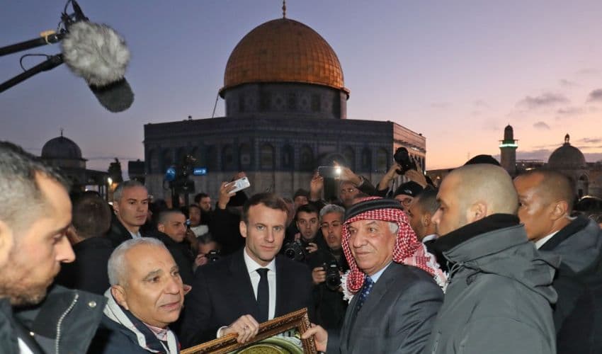 MecronMacron yells at Israeli security to leave French church during Jerusalem visit | The Times of Israel MecronMacron yells at Israeli security to leave French church during Jerusalem visit | The Times of Israel