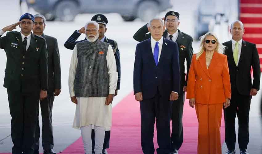 Modi reaches Israel Modi reaches Israel