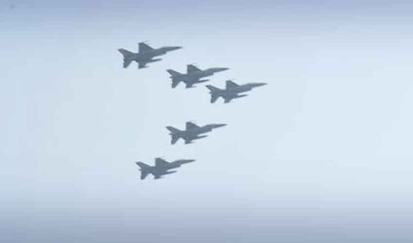 Pakistan strikes Afghanistan Pakistan strikes Afghanistan