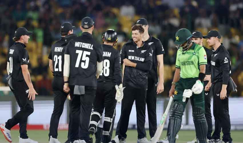 Pakistan team fined Pakistan team fined