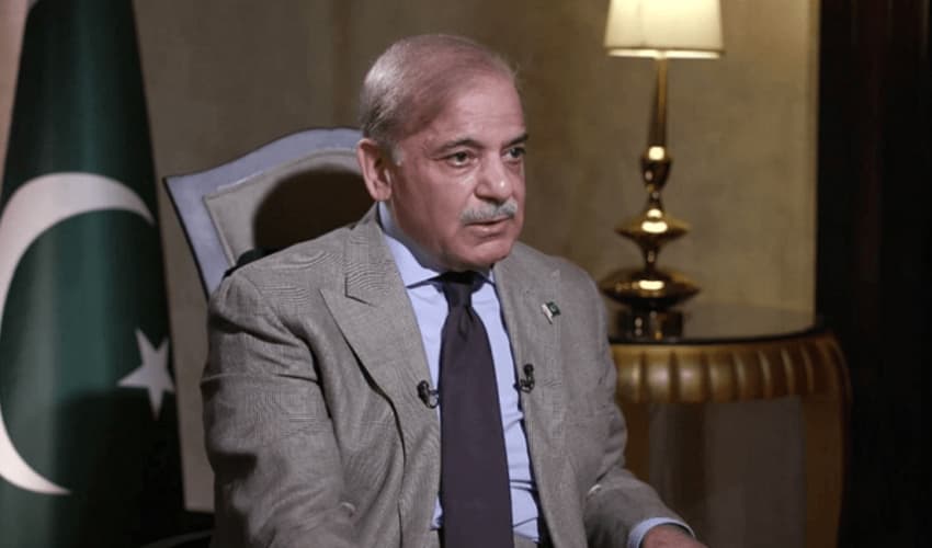 PM Shehbaz touchdowns London ahead of UNGA in New York – File PM Shehbaz touchdowns London ahead of UNGA in New York – File