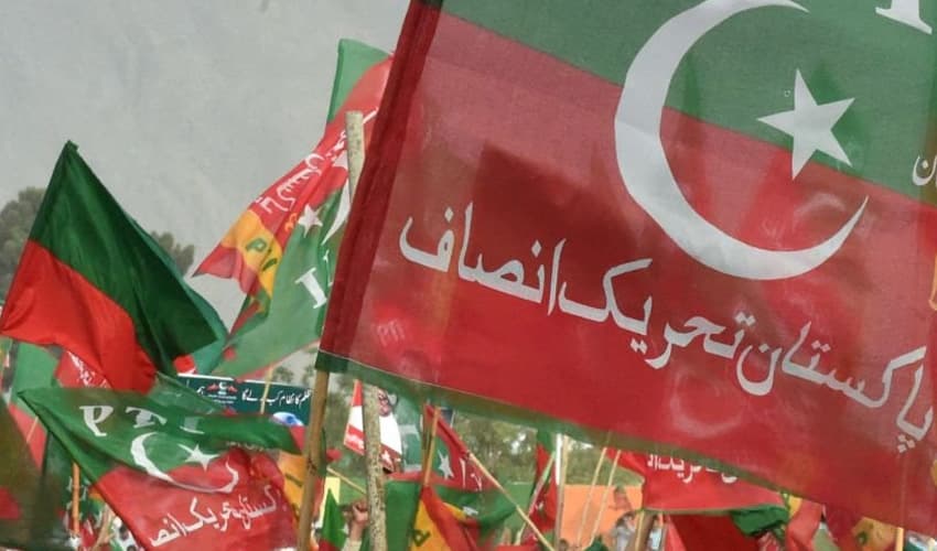 JIT summons PTI's social media team members for spreading negative propaganda (Courtesy: Online) JIT summons PTI's social media team members for spreading negative propaganda (Courtesy: Online)