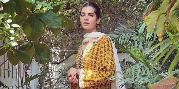 Sanam Saeed @sanammody Sanam Saeed @sanammody