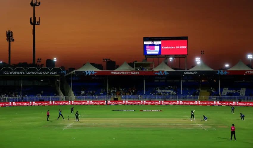 Sharjah Cricket Staidum pak Sharjah Cricket Staidum pak