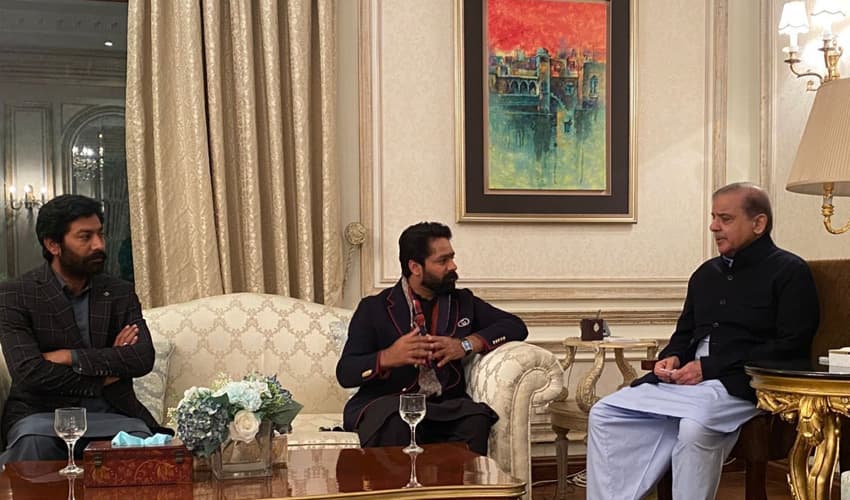 Independent candidate Chadhar from PP-97 joins PML-N – @pmln_org Independent candidate Chadhar from PP-97 joins PML-N – @pmln_org