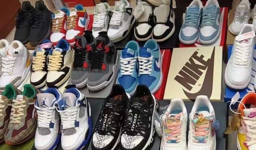 Sneakerhead makes off with shoes worth Rs163,000 from Lahore bungalow (Courtesy: Online) Sneakerhead makes off with shoes worth Rs163,000 from Lahore bungalow (Courtesy: Online)