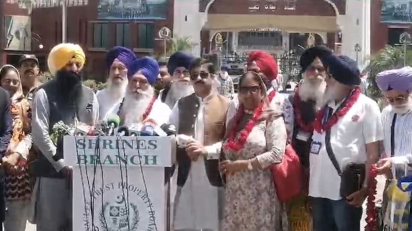 Pakistan welcomes Sikh pilgrims for Vaisakhi Mela (Courtesy: File) Pakistan welcomes Sikh pilgrims for Vaisakhi Mela (Courtesy: File)