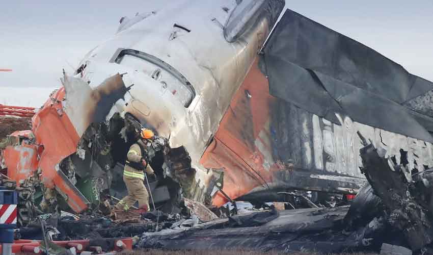 South Korea plane crash debris South Korea plane crash debris