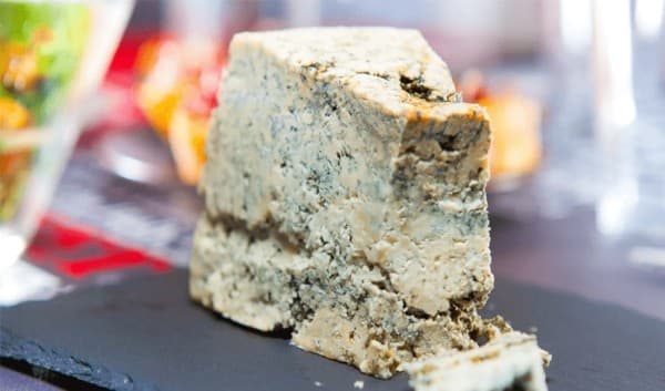Spanish restaurant’s $32,800 cheese sets world record Spanish restaurant’s $32,800 cheese sets world record