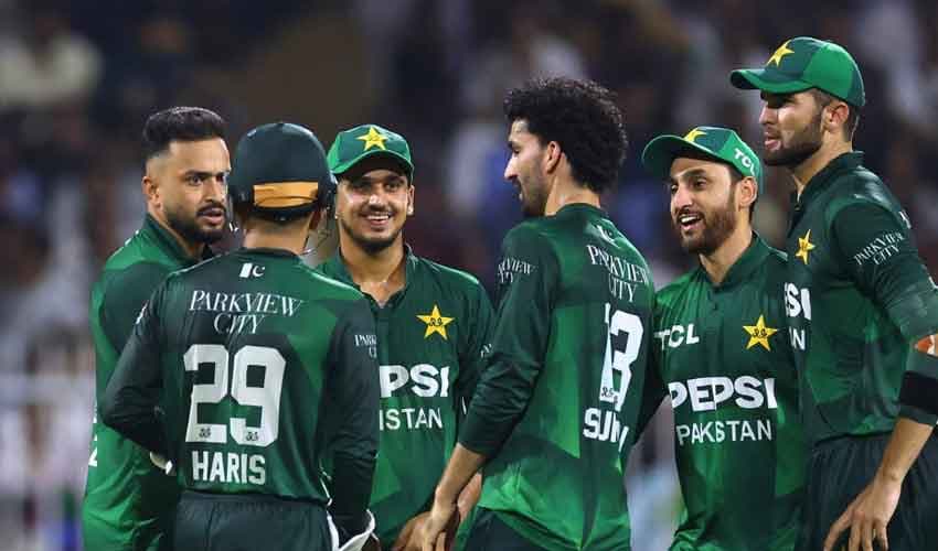 Nawaz-inspired Pakistan clinch tri-nation series (Courtesy: Online) Nawaz-inspired Pakistan clinch tri-nation series (Courtesy: Online)