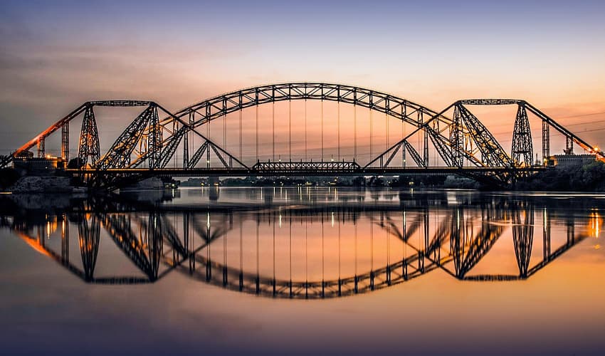 Sukkur Bridge Collapses Sukkur Bridge Collapses