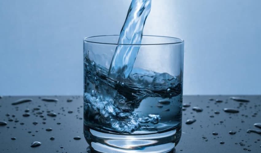 Body loses fluids through sweating during fasting – File Body loses fluids through sweating during fasting – File