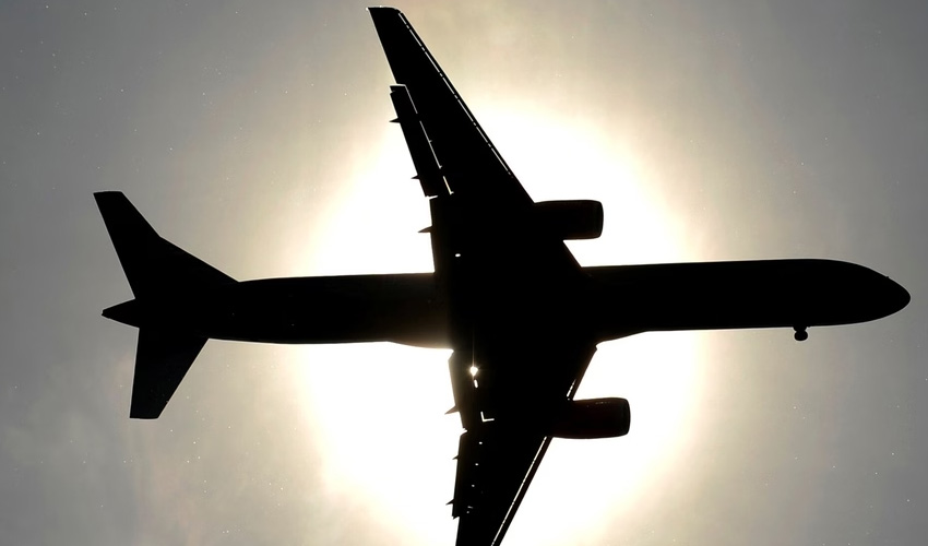 Private airline flight 736 cargo section catches fire