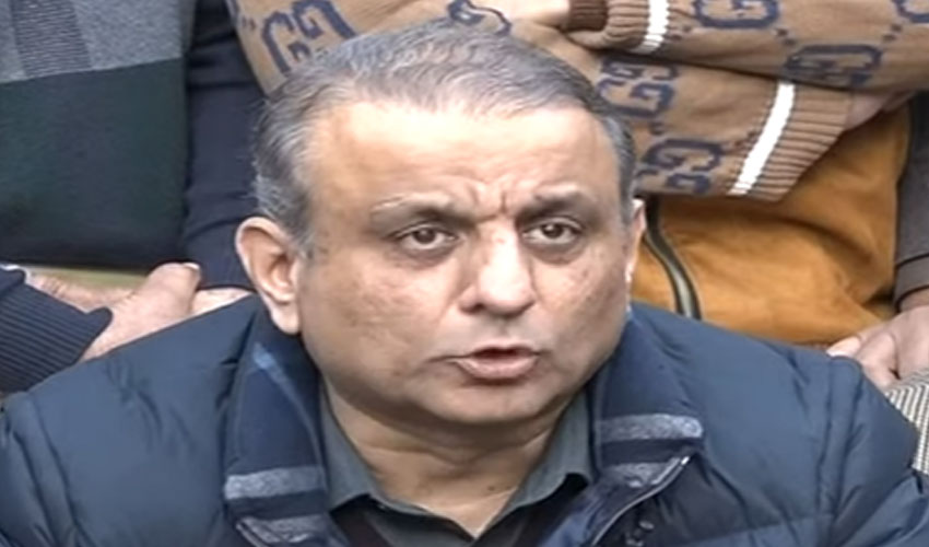Aleem Khan condemns attack on Rangers, police officials in Islamabad