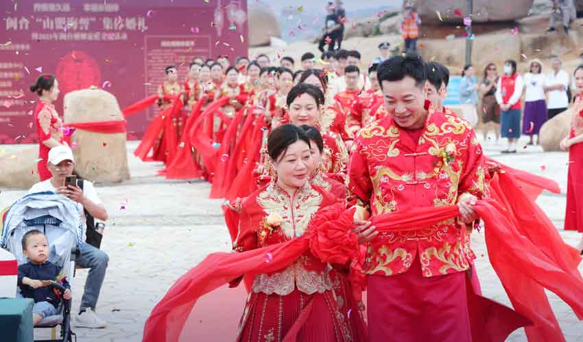 China's new marriages set to hit record low
