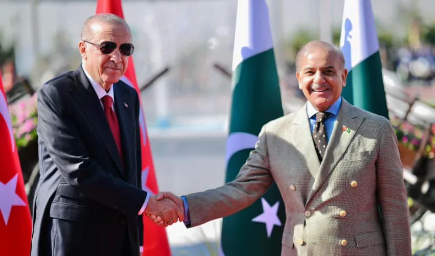 Erdogan condemns India’s missile attacks, stands firm with Pakistan