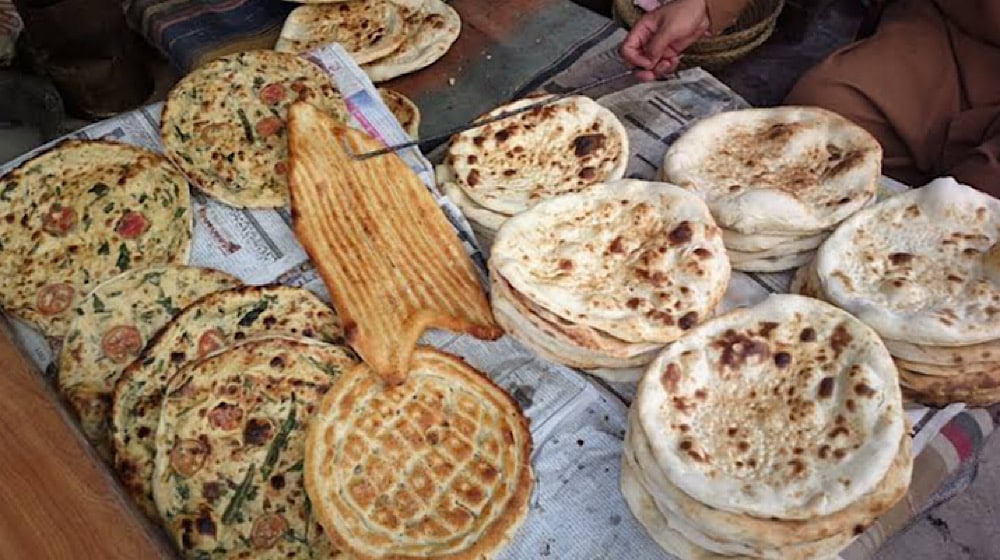 Lahore tandoor owners to strike on May 8 over new price of roti