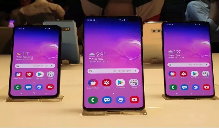 Australia major IT outage affects airlines, media and banks