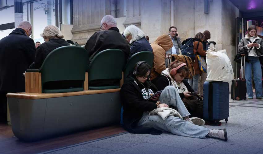 Discovery of World War 2 bomb near major Paris train station disrupts services