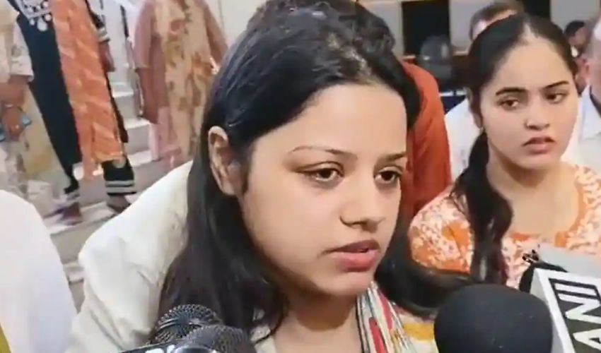 Pahalgam victim’s widow trolled for peace appeal